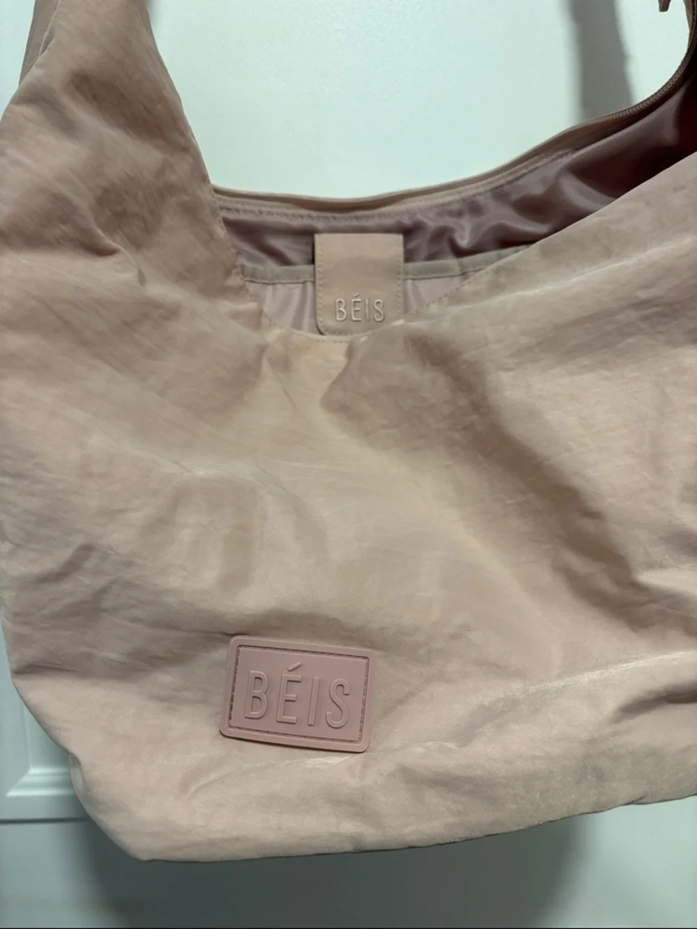 BEIS crescent catchall bag - Picture 4 of 11